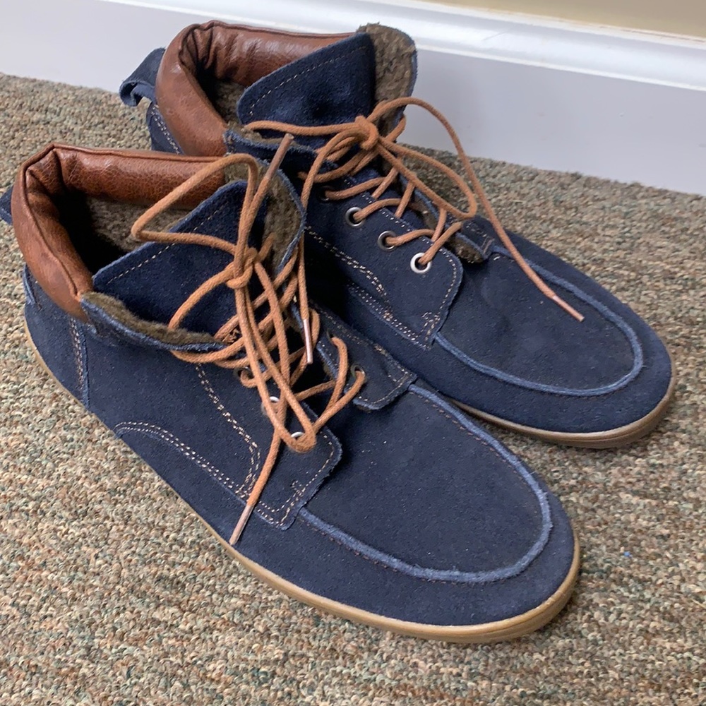 Call it spring blue lace up shoe sneaker MEN
size 10